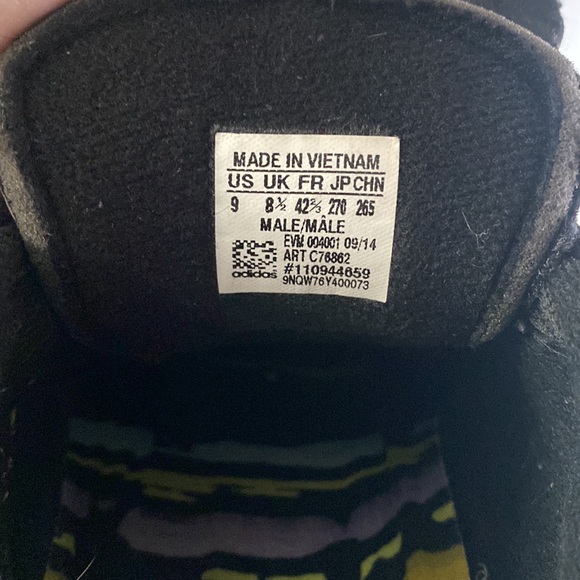 Adidas - Picture 6 of 6